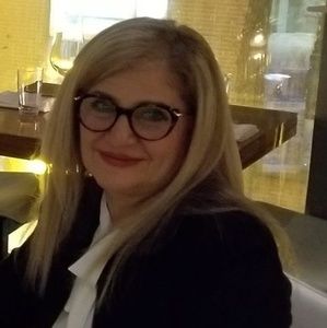 Meet your Posher, Desiree